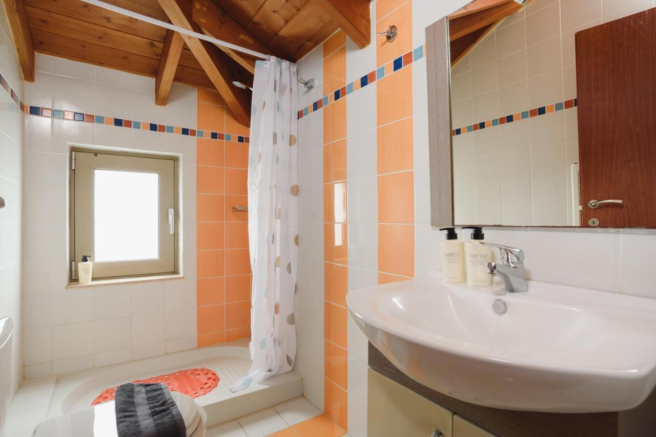 הוילה יאליסוס Marilena Mare Seaside House מראה חיצוני תמונה